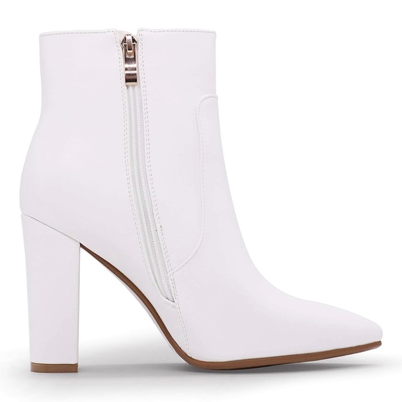 IDIFU: Size 7.5. 3 inches - Picture 2 of 8